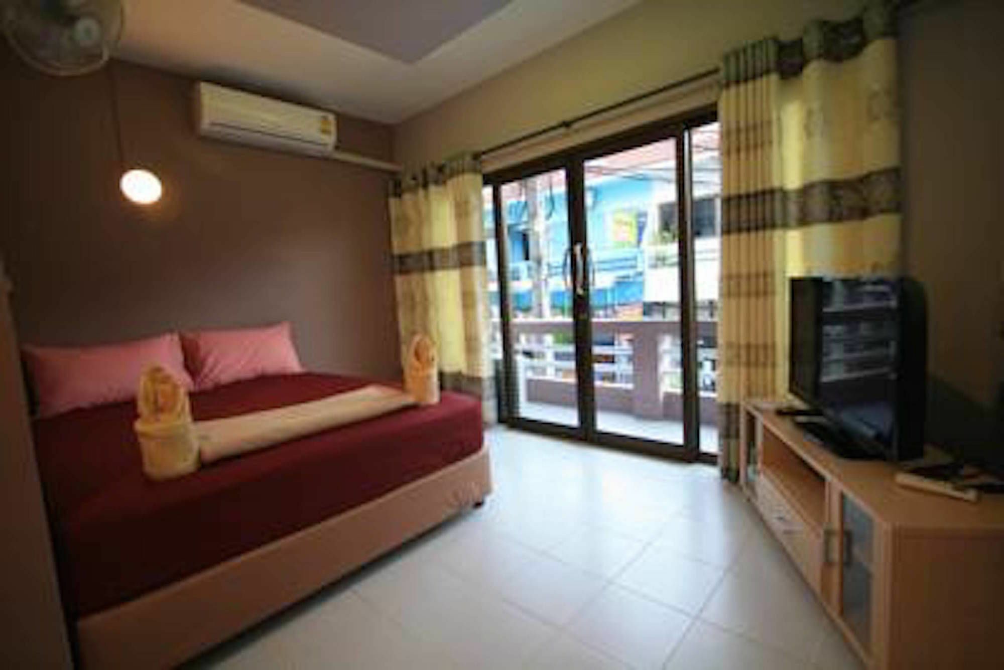 Mania Guesthouse Ko Tao Bagian luar foto